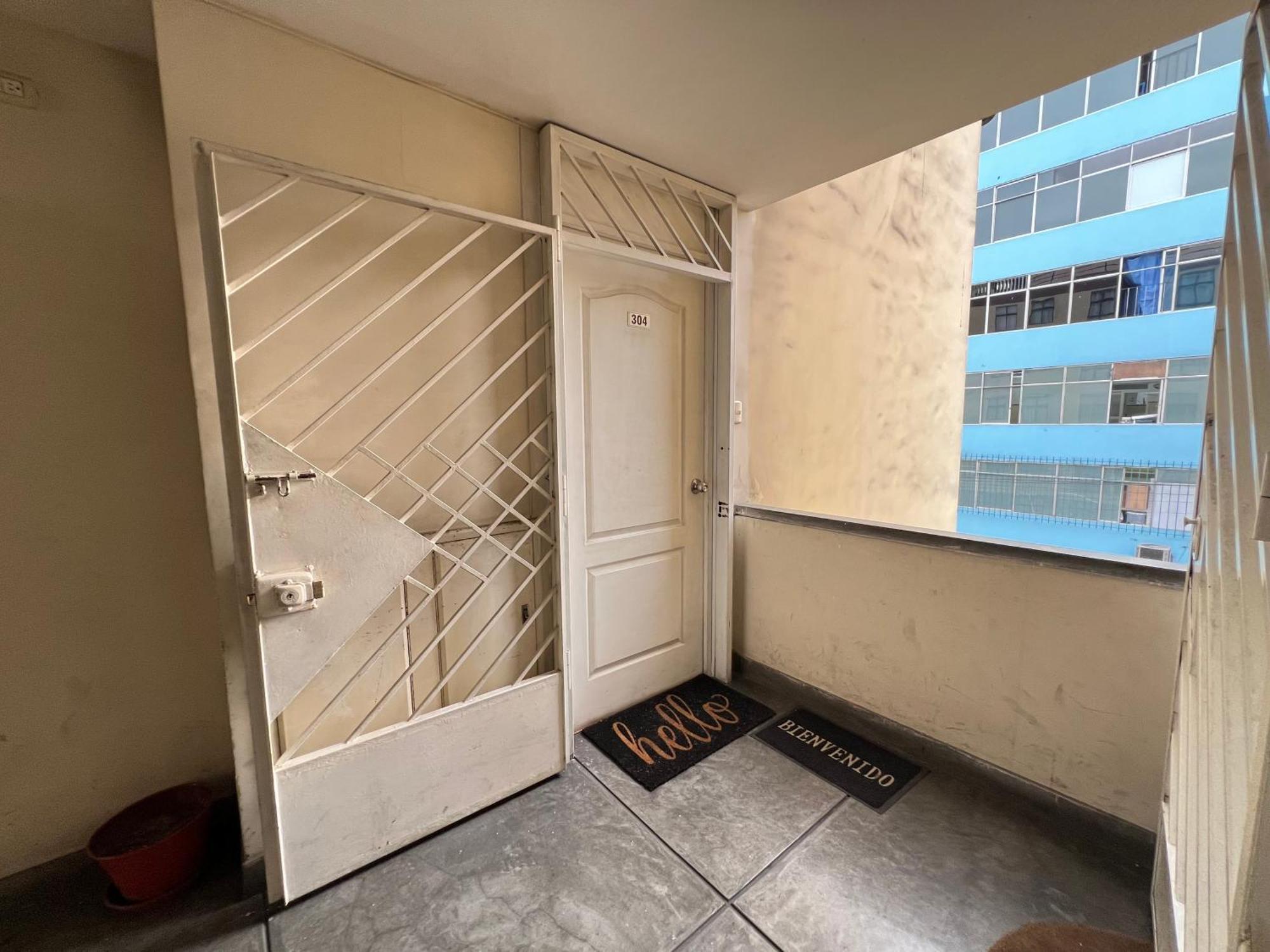Downtown Lima Apt With May Promo Book & Save Big Zewnętrze zdjęcie