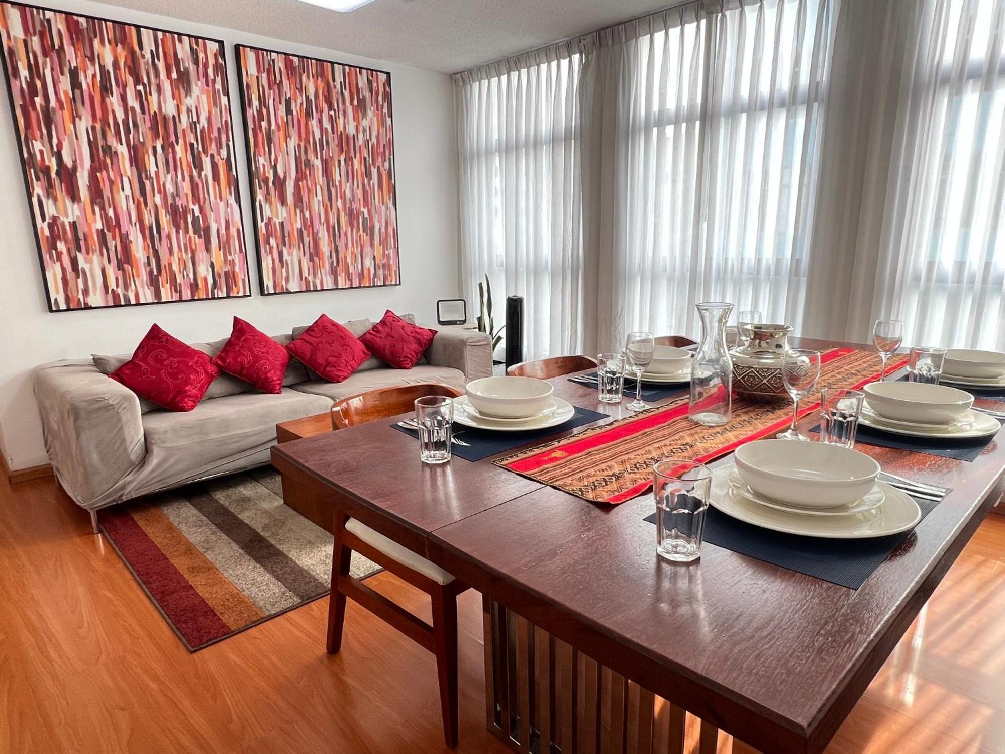 Downtown Lima Apt With May Promo Book & Save Big Zewnętrze zdjęcie