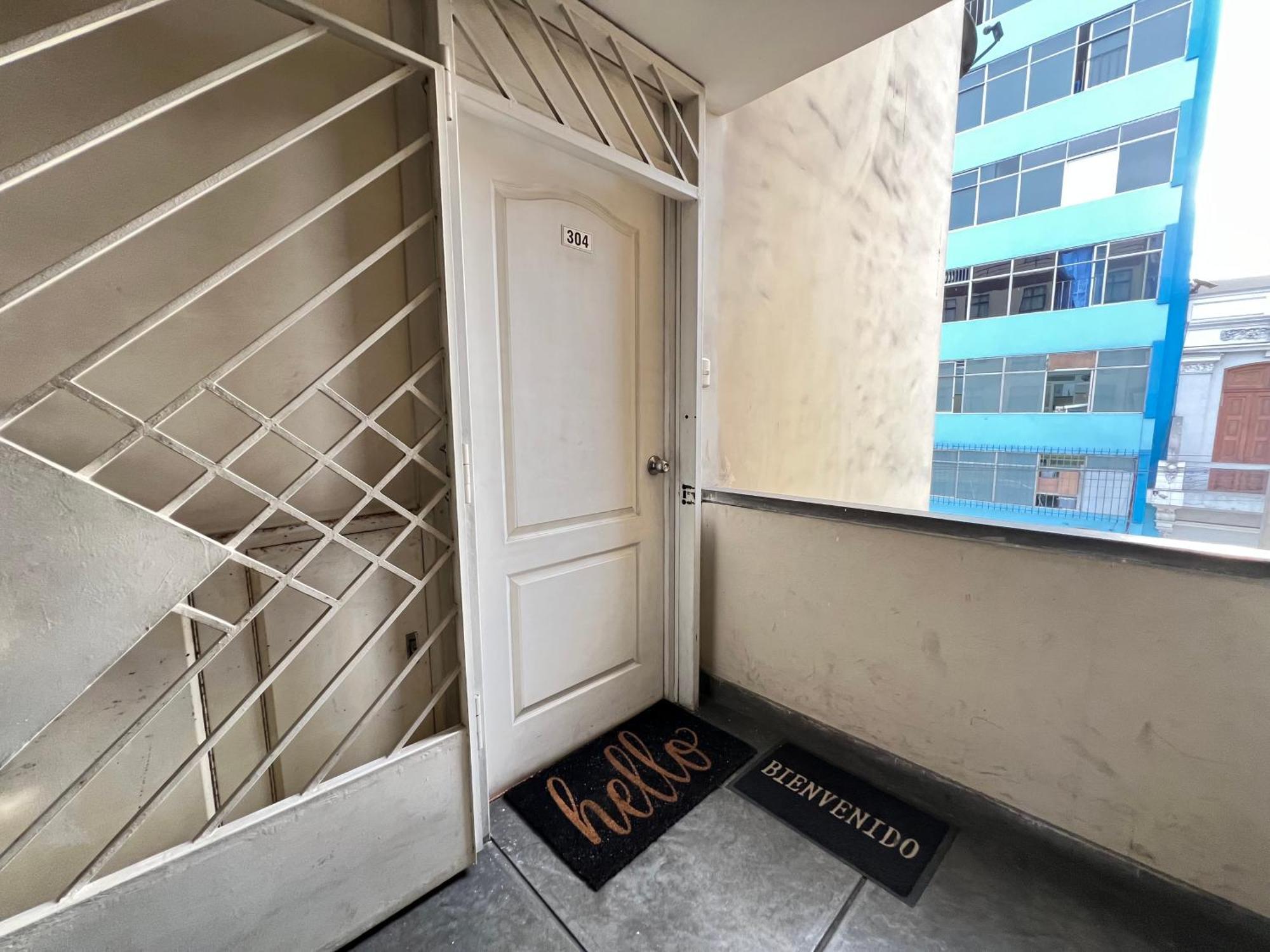 Downtown Lima Apt With May Promo Book & Save Big Zewnętrze zdjęcie
