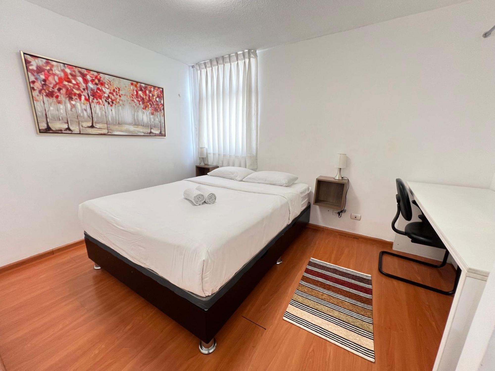 Downtown Lima Apt With May Promo Book & Save Big Zewnętrze zdjęcie
