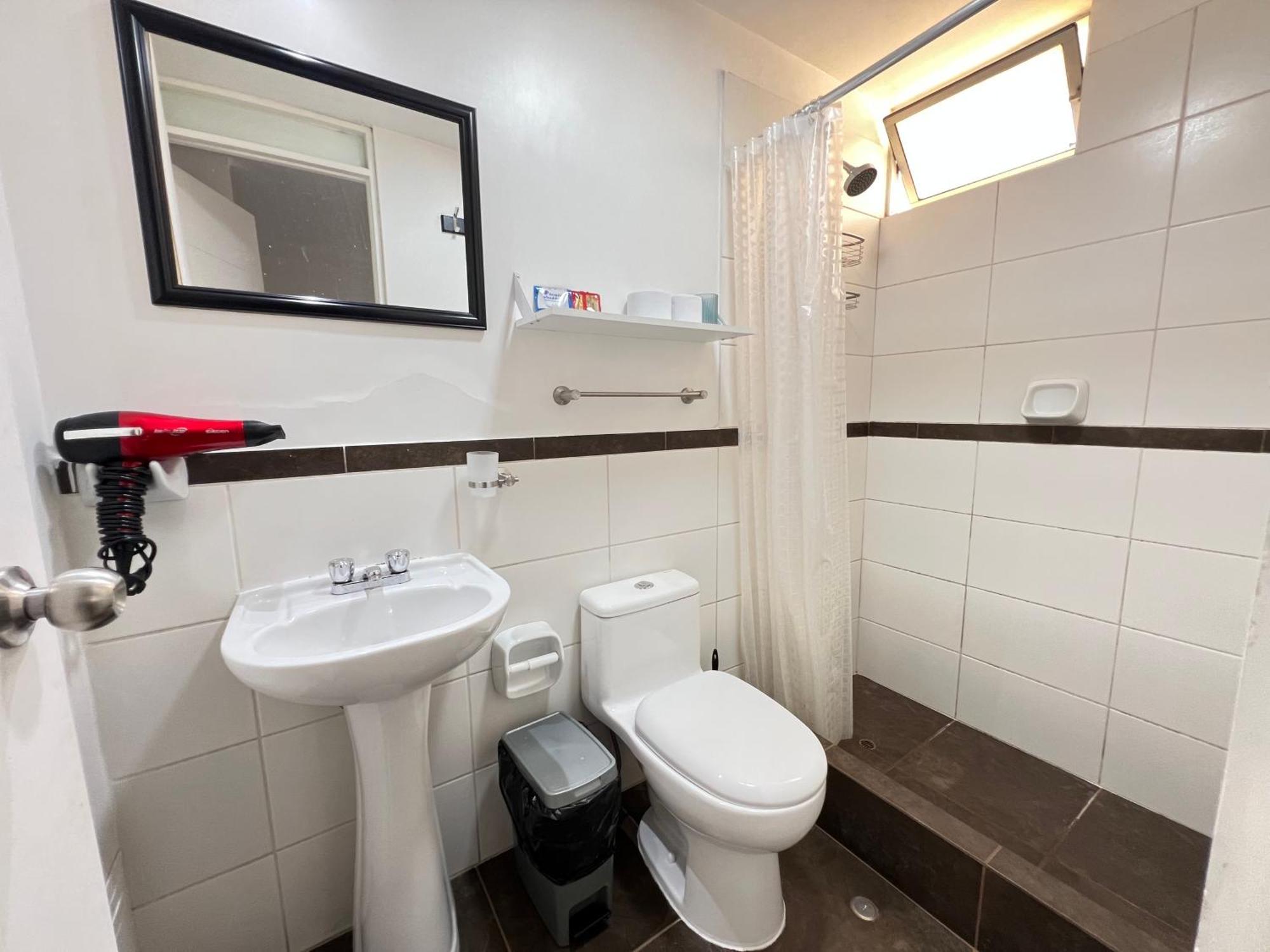 Downtown Lima Apt With May Promo Book & Save Big Zewnętrze zdjęcie